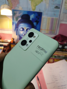 Don't buy the Realme 11 Pro Series; choose the Realme GT 2 because it's better!
