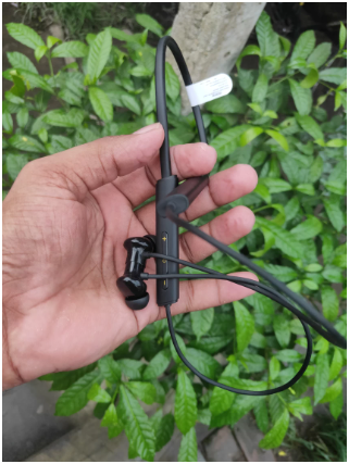 Best Neckband under 2000 is Realme Buds Wireless 3, Here's why.